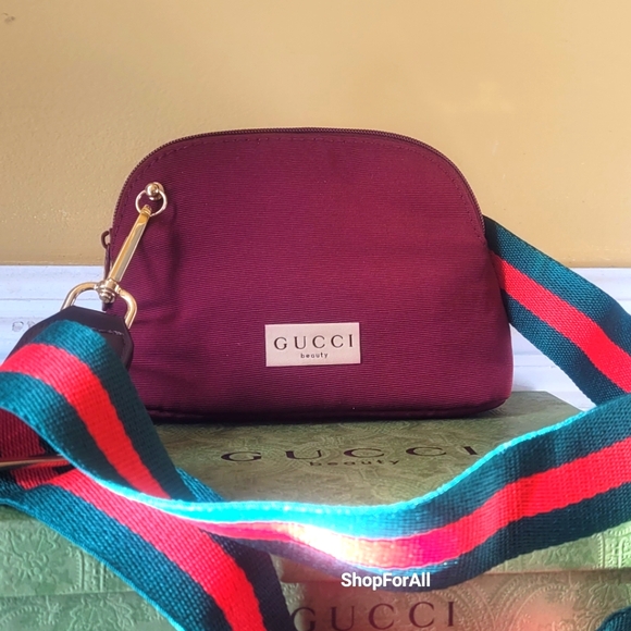 Gucci - Picture 1 of 16